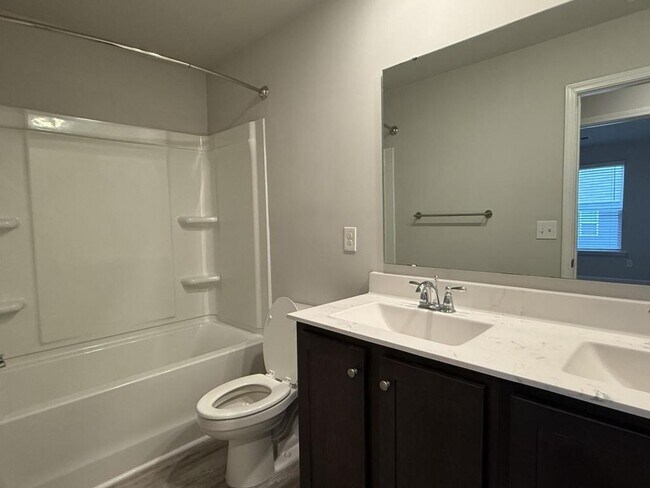 Building Photo - 4613 Wildaire Ln