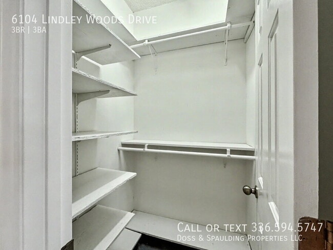 Building Photo - 6104 Lindley Woods Dr