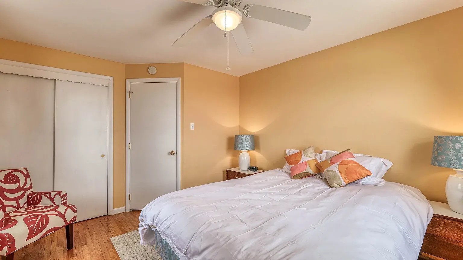 Building Photo - 108 S Newark Ave