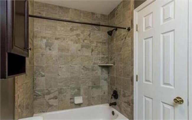 Building Photo - 7681 Blueberry Hill Ln