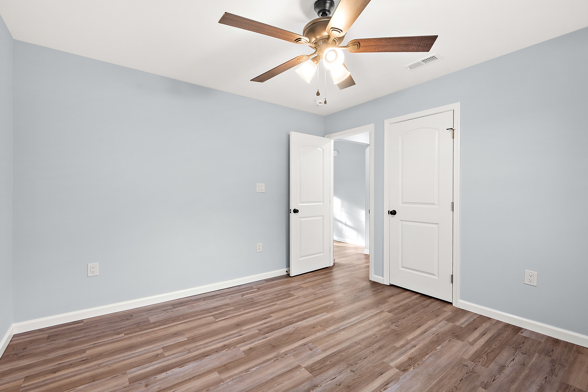 Building Photo - 1201 Tuscola Ave