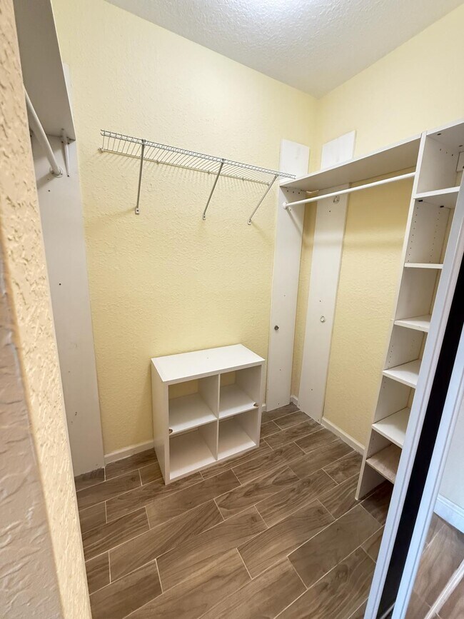 Building Photo - 5074 Massy Dr