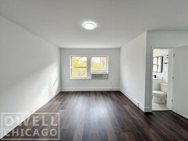 Building Photo - 1553 W Hollywood Ave