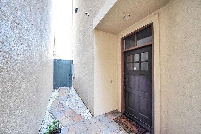 Building Photo - 1434 Wichita St