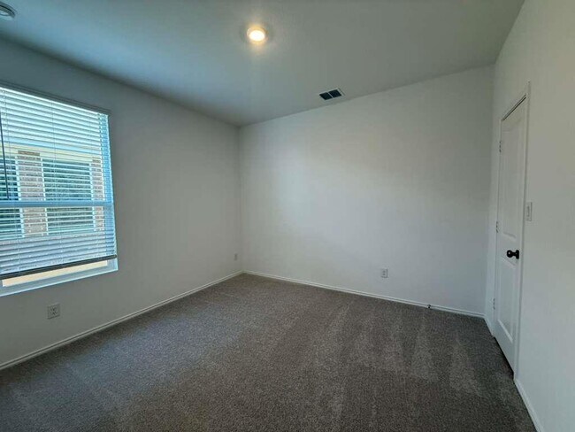 Building Photo - 238 Rodney Boat Rd