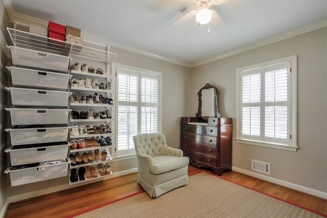 Building Photo - 42 Pine Lake Dr NW