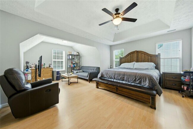 Building Photo - 983 Aspen Dr