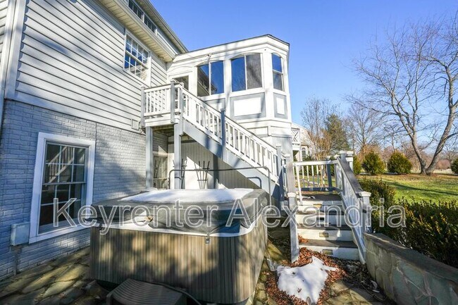 Building Photo - 13568 Heritage Farms Dr