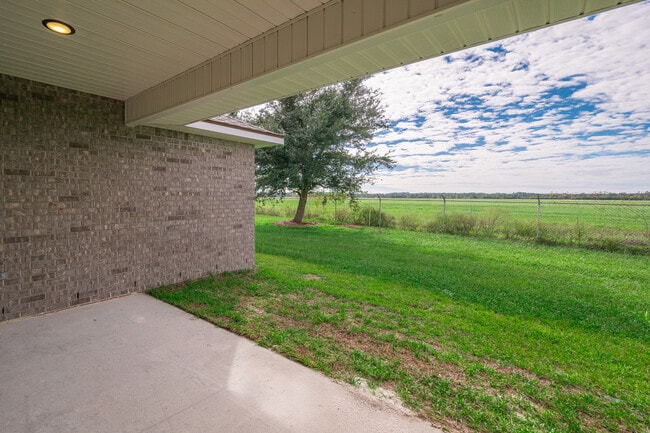 Building Photo - 3630 Ancient Oaks Cir