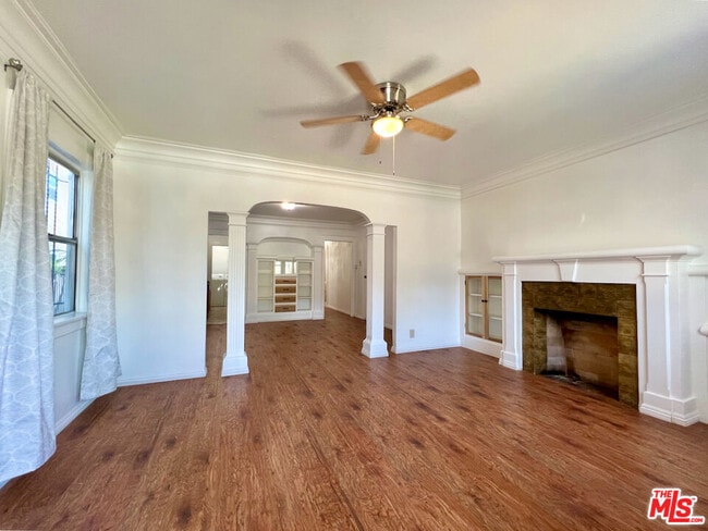 Building Photo - 4115 Halldale Ave