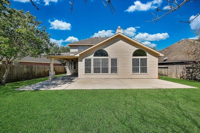 Building Photo - 5831 Sawyer Bend Ln