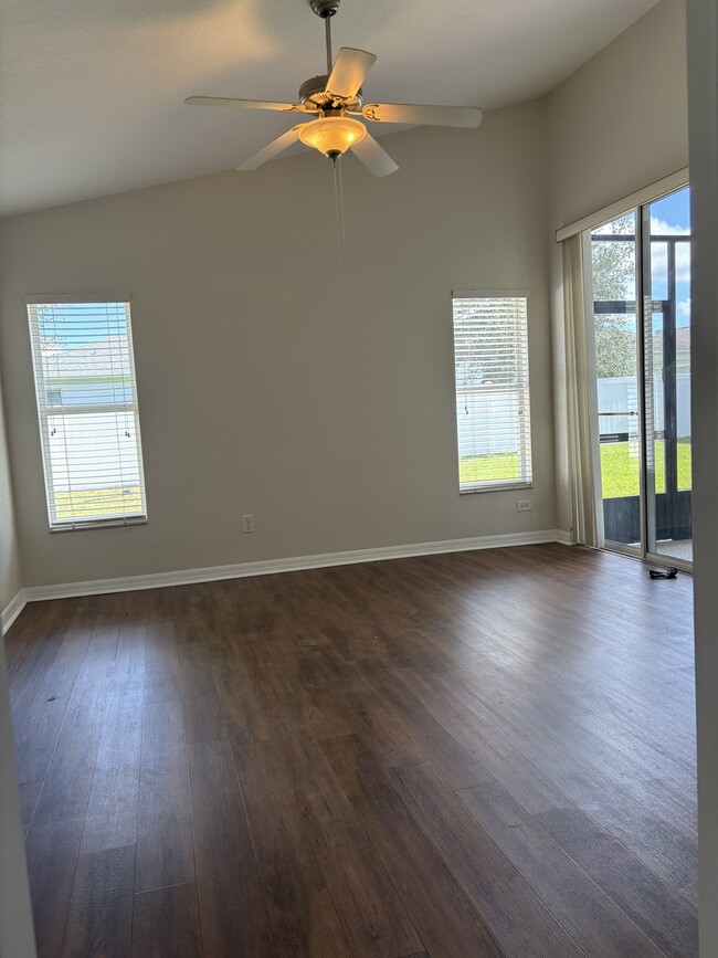 Building Photo - 14956 Braywood Trail