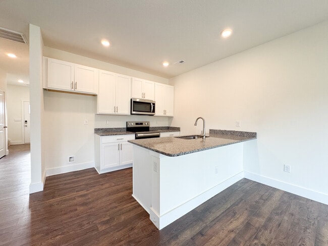 Building Photo - 7223 Traphill Ln