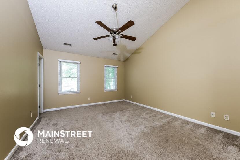 Building Photo - 7141 Avenbury Cir