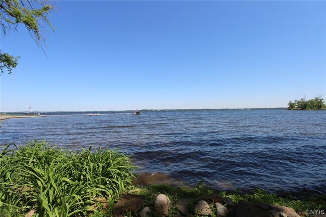 Building Photo - 6363 Muskrat Bay Rd