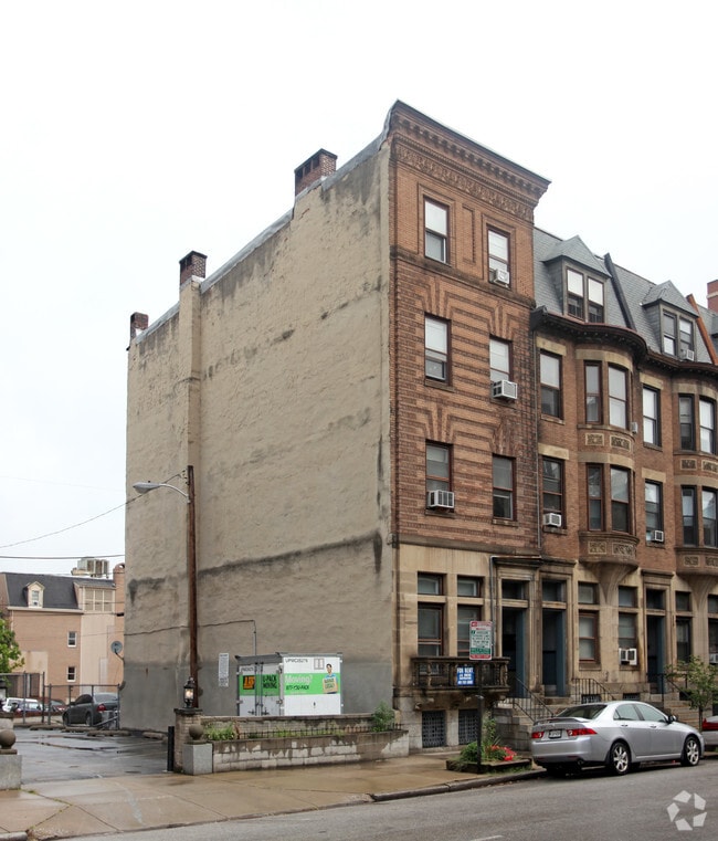 Primary Photo - 50 W Biddle St