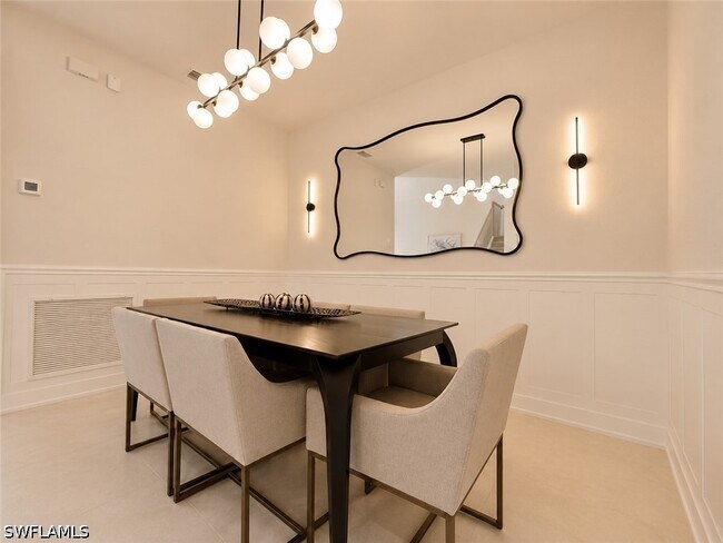 Building Photo - 12667 Biscayne Ct