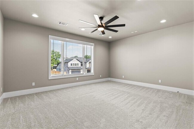 Building Photo - 4427 S 88th St