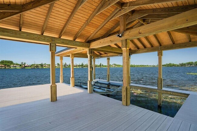 Building Photo - 6564 Lagoon St