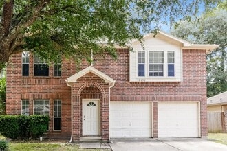 Building Photo - 18450 Hollow Oaks Cir