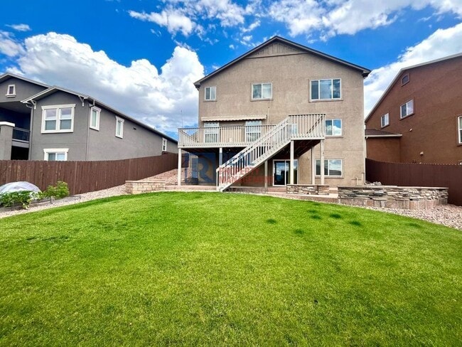 Building Photo - 10776 Forest Creek Dr