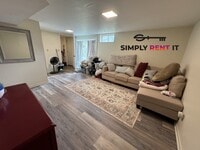 Building Photo - 1 Home! 3 Rental Options | On Campus | Budget Friendly