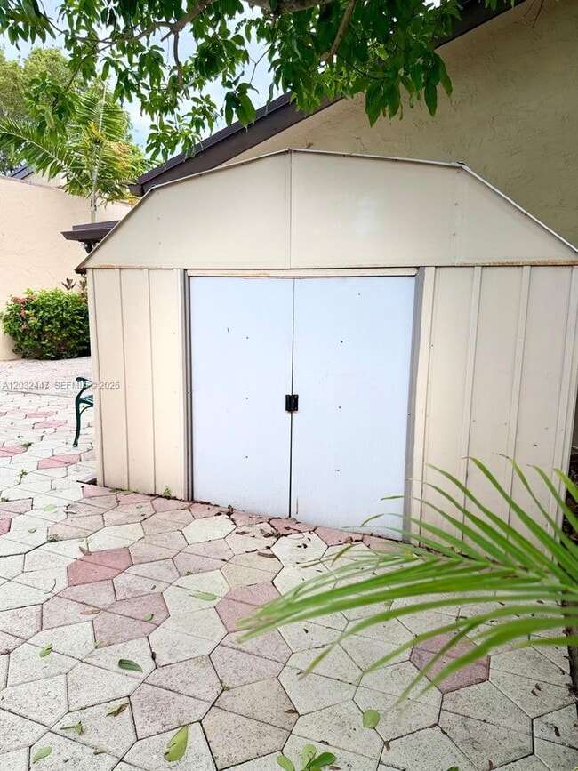 Building Photo - 9119 SW 129th Ln