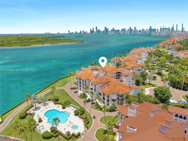 Building Photo - 2244 Fisher Island Dr