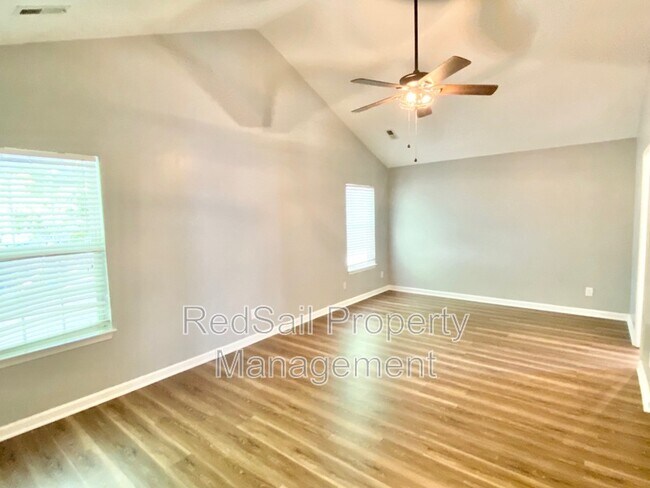 Building Photo - 100 Zinfandel Rd