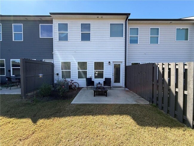 Building Photo - 209 Buckingham Ln