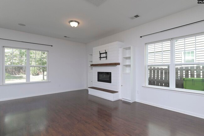 Building Photo - 834 Parnell Ct