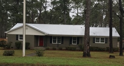 Building Photo - 1802 Dawson Rd