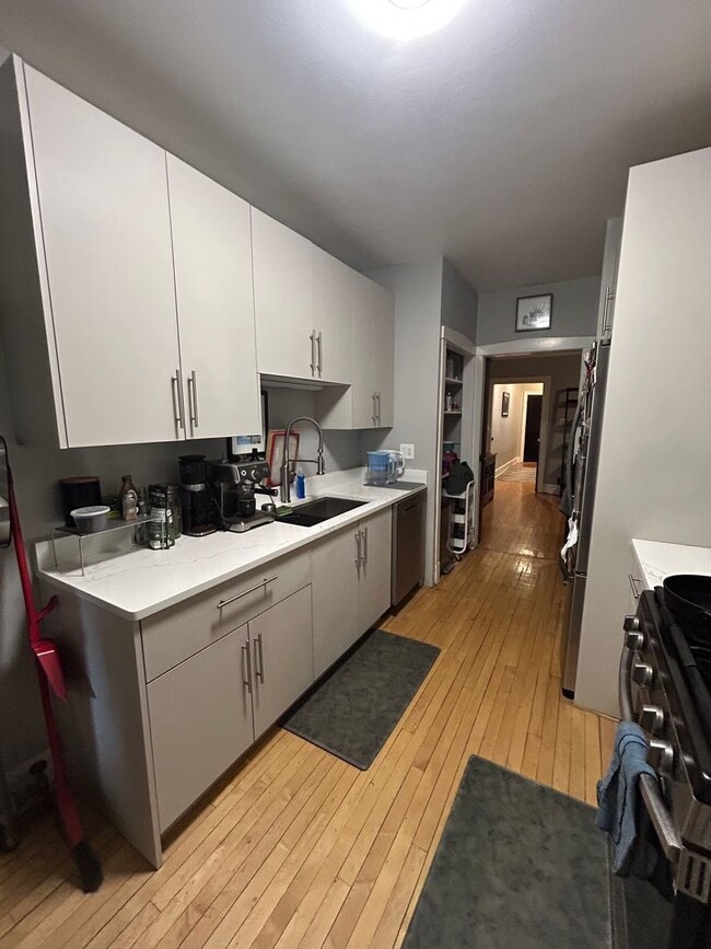 Building Photo - 4021 N Mozart St