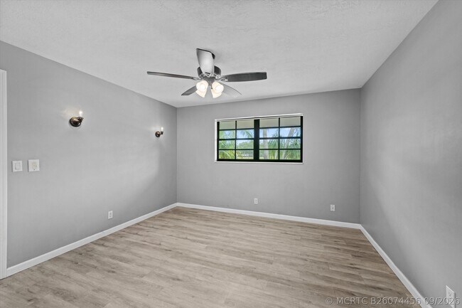 Building Photo - 12069 Easterly Ave