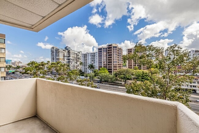 Primary Photo - Discover Your Ideal Home in the Heart of T...