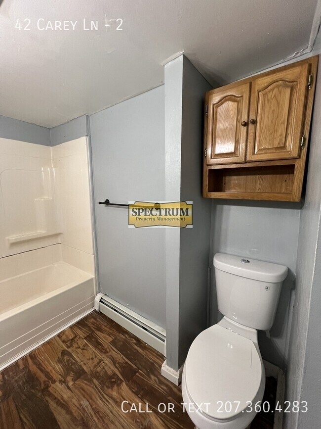 Building Photo - 42 Carey Ln