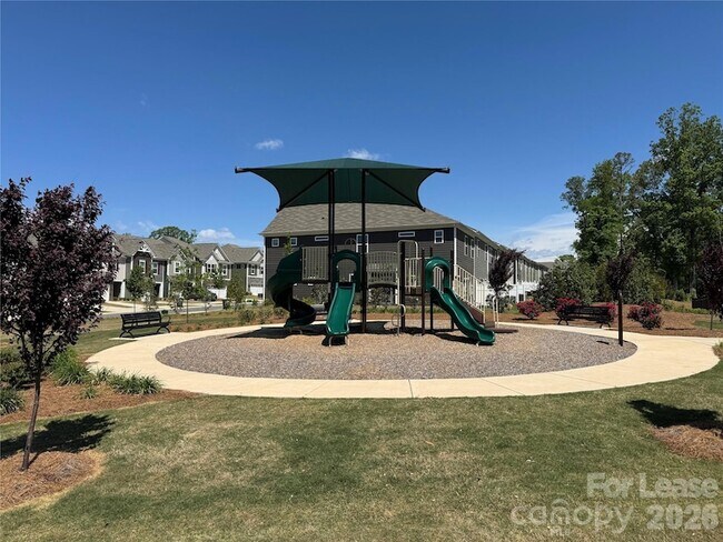 Building Photo - 7157 Bentz St