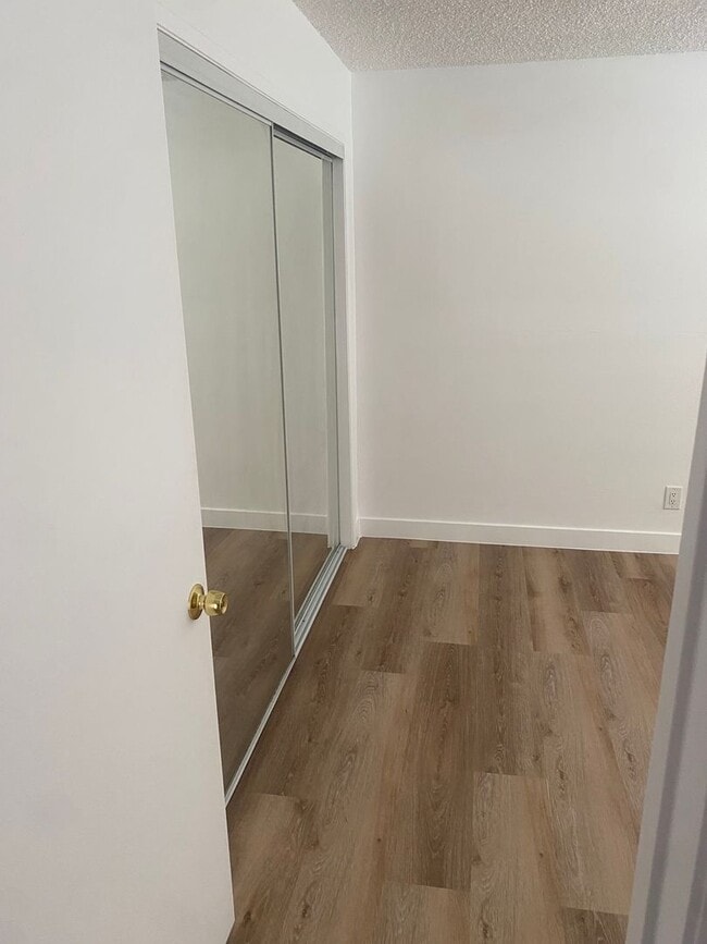 Building Photo - 12554 Brookshire Ave