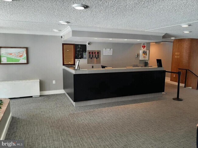 Building Photo - 2500 N Van Dorn St