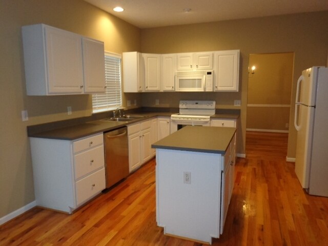 Building Photo - 7041 Calderwood Drive