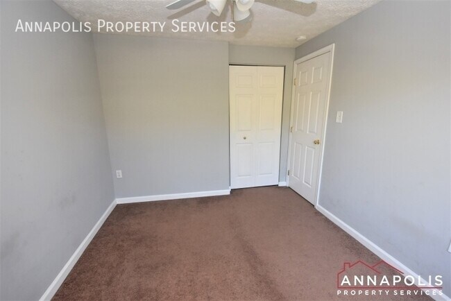 Building Photo - 2455 Warm Spring Way