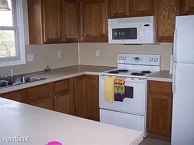 Building Photo - 9644 Meadowland Ct