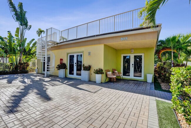 Building Photo - 905 N Federal Hwy