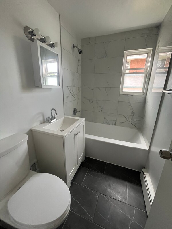 Building Photo - 473 Park Ave