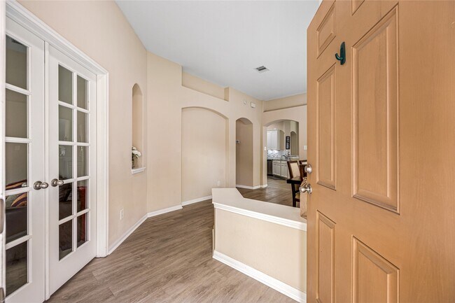 Building Photo - 7030 Villa Mountain Ln