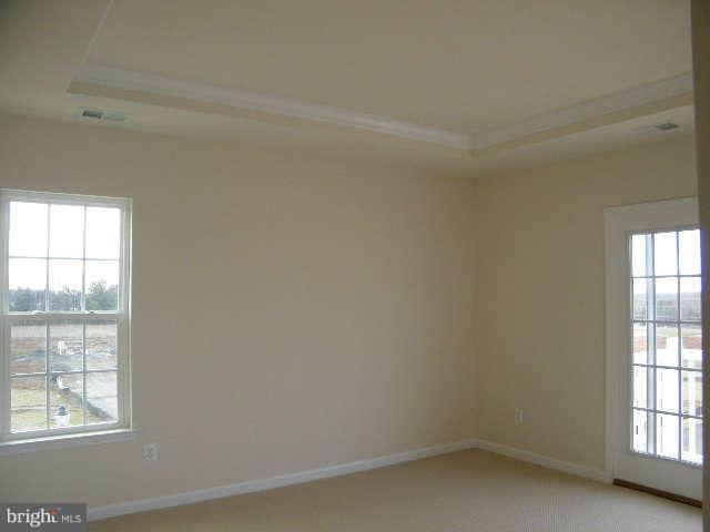 Building Photo - 42577 Burbank Terrace