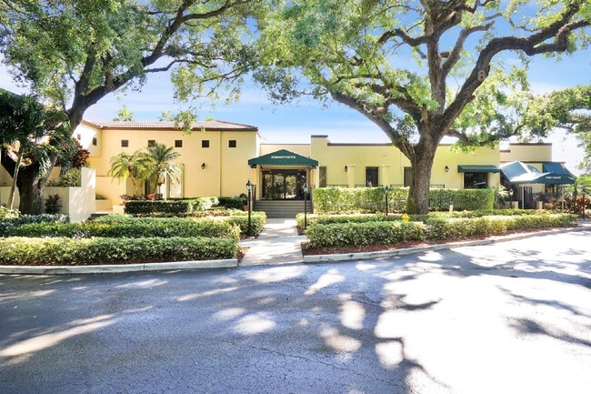 Building Photo - 9451 Evergreen Pl