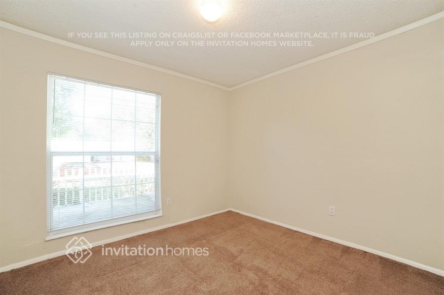 Building Photo - 1429 Piney Branch Cir