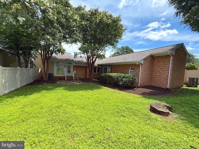 Building Photo - 1614 Littlepage St