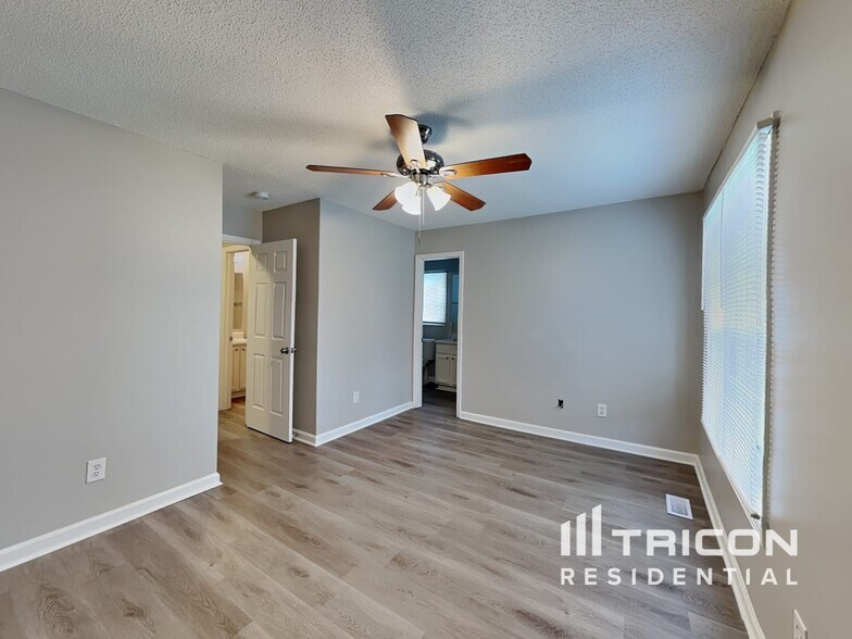 Building Photo - 2048 Ballston Pl